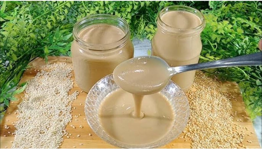 طريقة عمل الطحينة الخام بسهولة