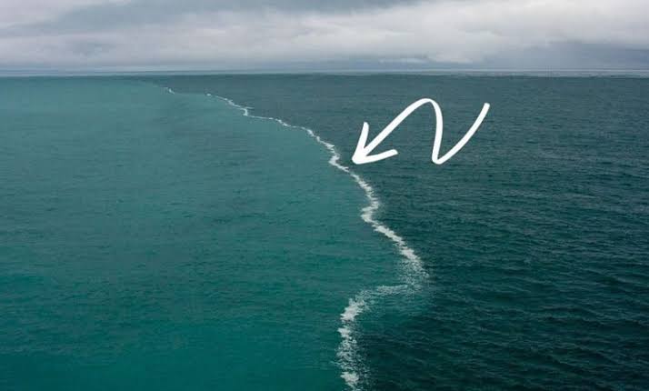 لماذا لا يختلط المحيط الهادئ بالمحيط الأطلسي