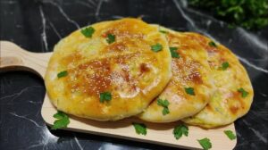 طريقة عمل فطائر البطاطا بالقرفة والعسل