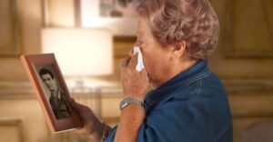 تفسير رؤية الأخ المتوفي